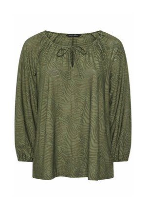 Olijfgroene blouse met een subtiel tijgerstrepenpatroon, ronde hals met strikdetail en lange pofmouwen die bij de manchetten zijn gathered.