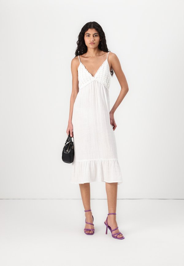 PCLATINA STRAP DRESS - Day dress - cloud dancer3