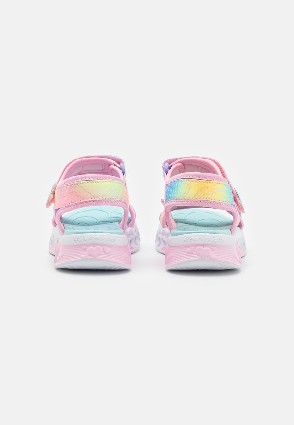 FLUTTER HEARTS  - Sandals4