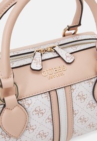 Guess NOELLE  - Mala de mão - white multi