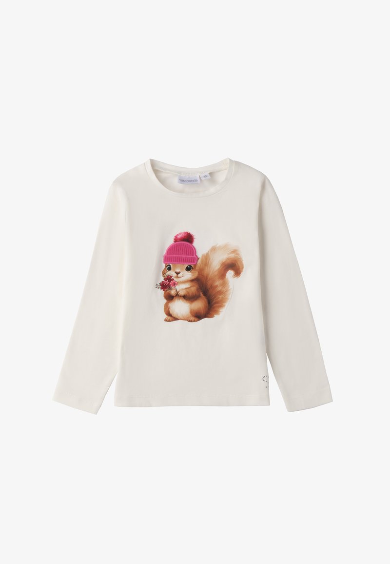 Langärmliges cremefarbenes T-Shirt mit einer detaillierten Illustration eines Eichhörnchens, das eine rosa gestrickte Mütze trägt und eine Blume hält. Weiches Baumwollmaterial.