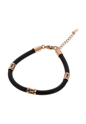 Brățară neagră din cauciuc cu trei accente din filigran auriu și o încuietoare cu lanț auriu pentru ajustarea mărimii.
