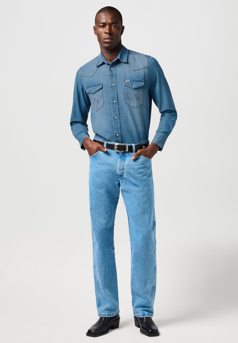 LEVI'S: Camicia in denim - Denim | Camicia Levi's 85744 online su LEVI'S: Camicia in denim - Denim | Camicia Levi's 85744 online su