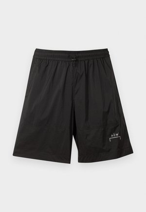 Sorte knælange shorts med elastik i taljen og snøre, sidelommer og lille A C W-logo på højre nederste ben.