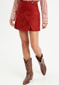 Cache Cache Shorts - bordeaux