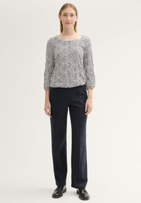 TOM TAILOR 3/4 ARM IN OPTIK - Pluus - organic navy dot design