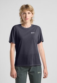 Donkergrijze T-shirt met korte mouwen in een lichtgewicht, gladde stof. Beschikt over een klein wit logo op de borst en een relaxte pasvorm.