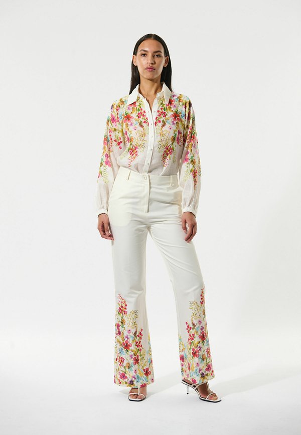 SIOMADEA - Hemdbluse - poetic