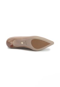 Beige pointed-toe heel made of smooth synthetic material. Textured rubber sole with grip pattern. Features a small accent near the heel.