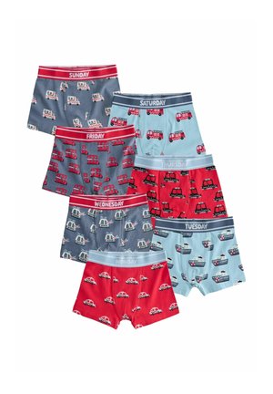 Sept paires de boxers pour garçons, chacun étiqueté avec un jour de la semaine et comportant différents motifs de véhicules d'urgence.