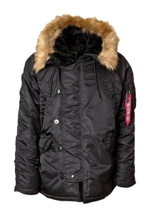 Czarna ocieplana kurtka z kapturem wykończonym sztucznym futrem, wieloma kieszeniami z przodu, zapięciem na guziki i zamek oraz czerwonym detalem na rękawie.
