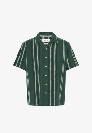 Grøn kortærmet skjorte med knapper og lodrette sorte, hvide og grå striber samt en afslappet krave.