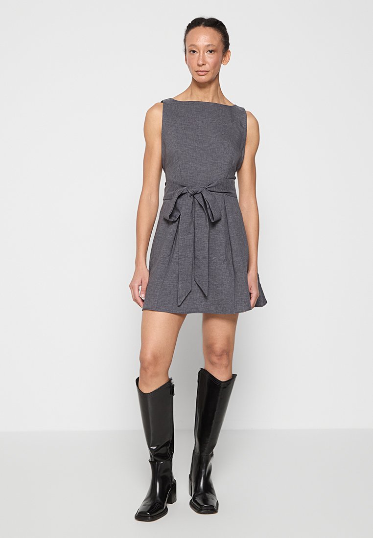 Closet Cocktailjurk donkergrijs Closet Cocktailjurk donkergrijs