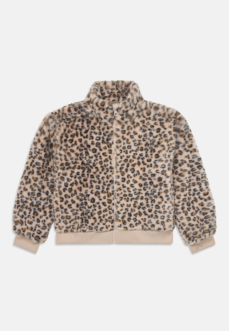 Leopardenmuster-Zip-Jacke aus weichem Kunstfell mit hohem Kragen sowie beigen Rippbündchen und Saum. Die Verschlussseite hat einen hellen Reißverschluss.