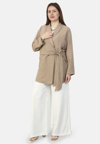 Halflange jas - lightbrown