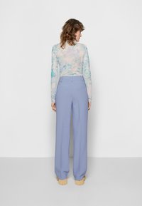 Modström GALE PANTS - Calças - blue heron