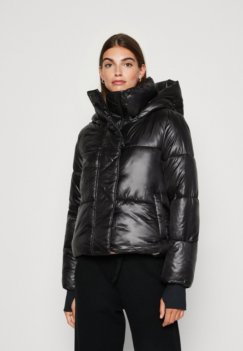 GAP PRIMALOFT CROPPED PUFFER Winter jacket black Zalando.ie