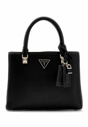 Zwarte synthetische handtas met een gestructureerd oppervlak, twee korte handvatten en een driehoekig logo. Voorzien van metalen accenten en labels.