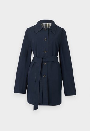 Marineblå trenchcoat med bælte, lange ærmer, knaplukning foran, spids krave og ternet inderfor.