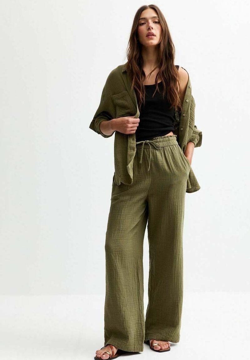New Look - DOUBLE WIDE LEG - Broek - khaki, Vergroten