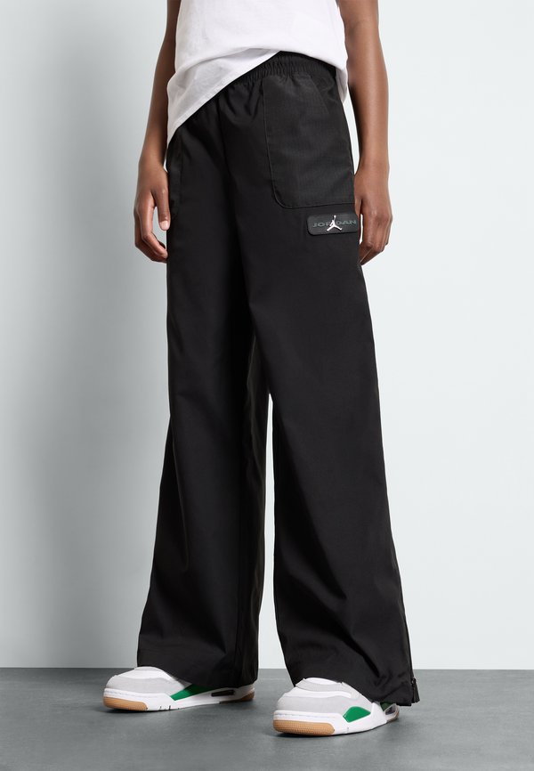CRAFTED UTILITY PANT - Trousers