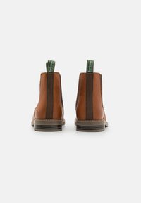 Barbour FARSLEY CHELSEA BOOT - Klasszikus bokacsizmák - whisky