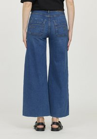 Lee Cooper JOULIA - Jean flare - bleu clair