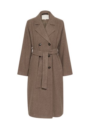 Manteau en mélange de laine marron avec un design à double boutonnage, revers crantés, taille ceinturée et deux poches avant. Texture subtile sur l'ensemble.