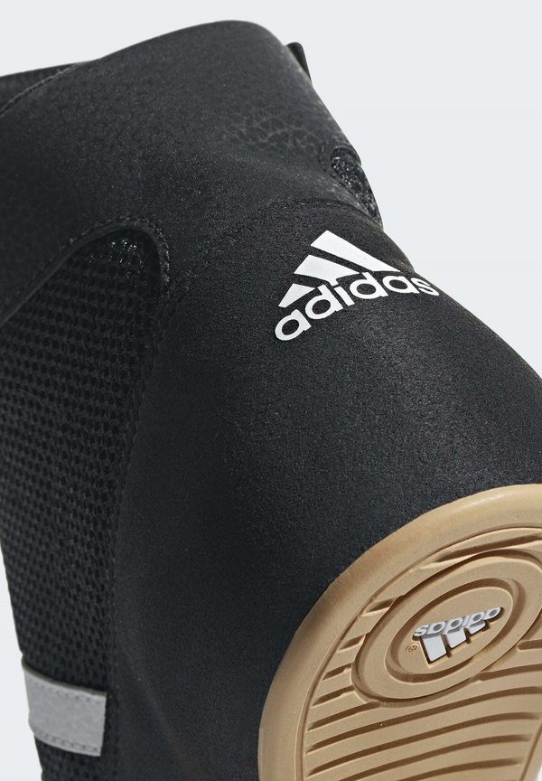 HVC - High-top trainers3