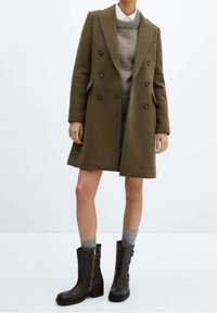 Mango Korte frakker - khaki