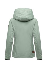 Lichtgroene dameshoodie met lange mouwen, aansluitende rug en kleine bruine logopatches op de onder- en armgebieden.