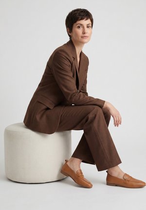 VENEZIA, MOCCASINS - Loafers - brown