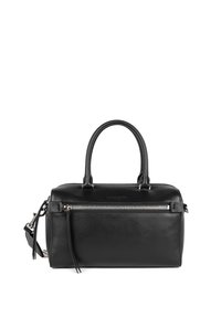 Zwarte leren handtas met dubbele handvatten en een afneembare schouderriem. Voorzien van een voorzak met rits en hardware in zilverkleur. Glad textuur.