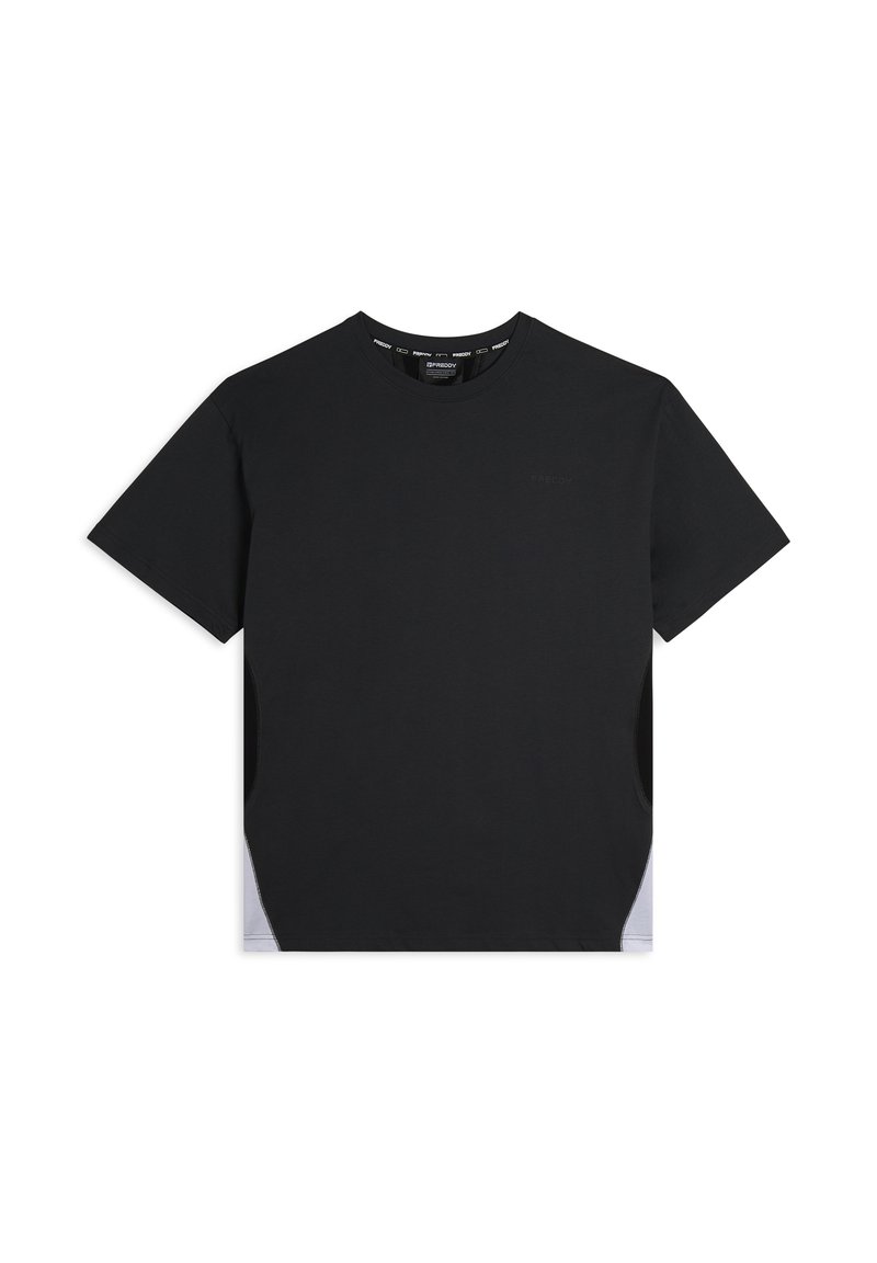T-shirt in cotone nero con maniche corte, scollatura rotonda e dettagli bianchi a contrasto sui lati. Presenta un branding minimale sul petto.
