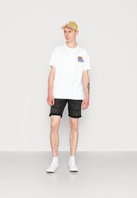 Denham CALA REG TEE UNISEX - T-shirt estampada - hcj