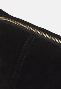 Zign LEATHER - Bandolera - black
