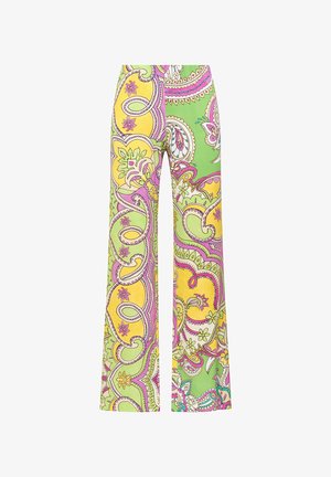 Pantaloni a gamba larga con vivaci motivi paisley gialli, verdi e rosa su sfondo bianco.