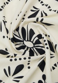Zign Foulard - black/off-white