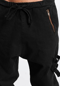 DEF LUCIO ANTIFIT - Jeans Relaxed Fit - black