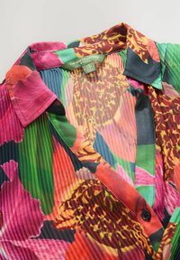 LONG SLEEVE REGULAR FIT - Nööpidega pluus - kew collection multicoloured floral print