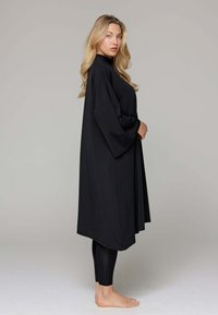 SIYA Swimwear COVER-UP - Strandaccessoire - black