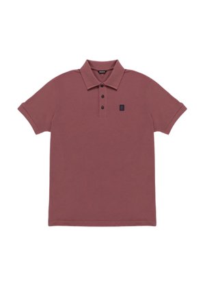 Polo bordeaux a maniche corte con tre bottoni neri e un piccolo logo quadrato nero sul petto sinistro.