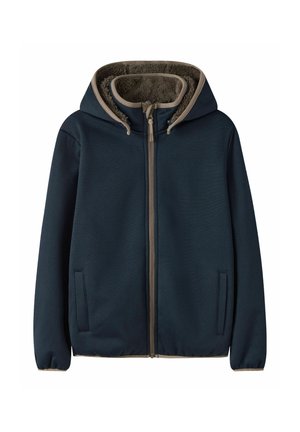 Veste à capuche bleu foncé avec fermeture éclair à l'avant, poches latérales et doublure en polaire marron douce à l'intérieur de la capuche et du col.