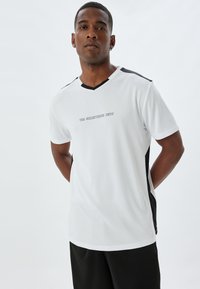 Koton Camiseta estampada - white
