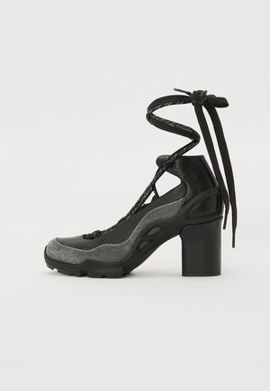 BIOM C 65 - Lace-up heels - black