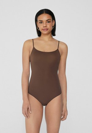 Maillot de bain une pièce marron avec des fines bretelles et un col arrondi. Texture lisse et design ajusté, adapté pour la baignade.