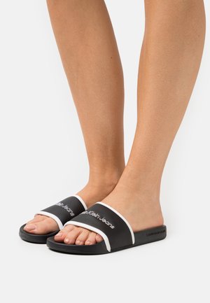 INSTITUTIONAL SLIDE - Muiltjes - black
