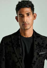Next REGULAR FIT - FLORAL PRINT - Sakko - black