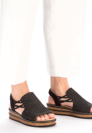 Rieker Sandales à plateforme - schwarz