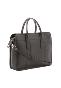 Borsa per laptop in pelle nera con doppie maniglie, tracolla rimovibile, chiusura con zip e dettagli a pannello sul davanti. Texture liscia, forma rettangolare.